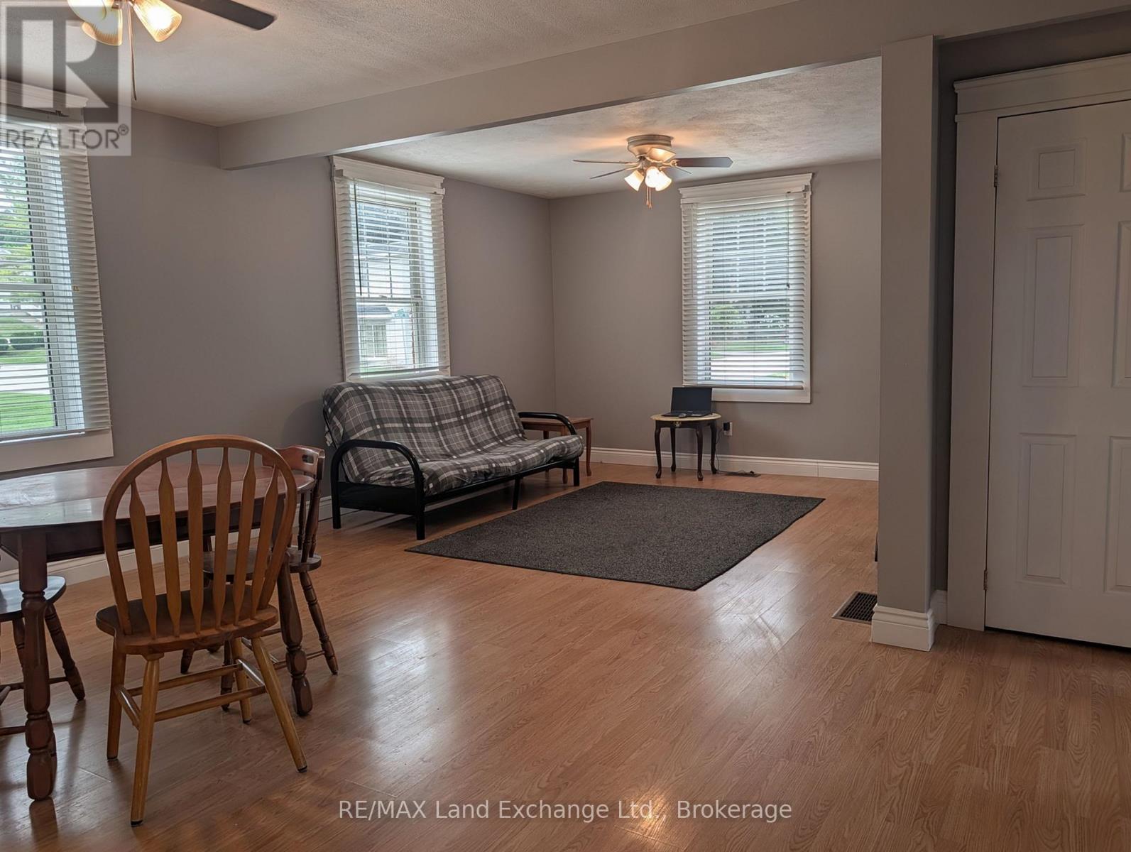 10 Mary Street, Brockton, Ontario  N0G 2V0 - Photo 7 - X13727218