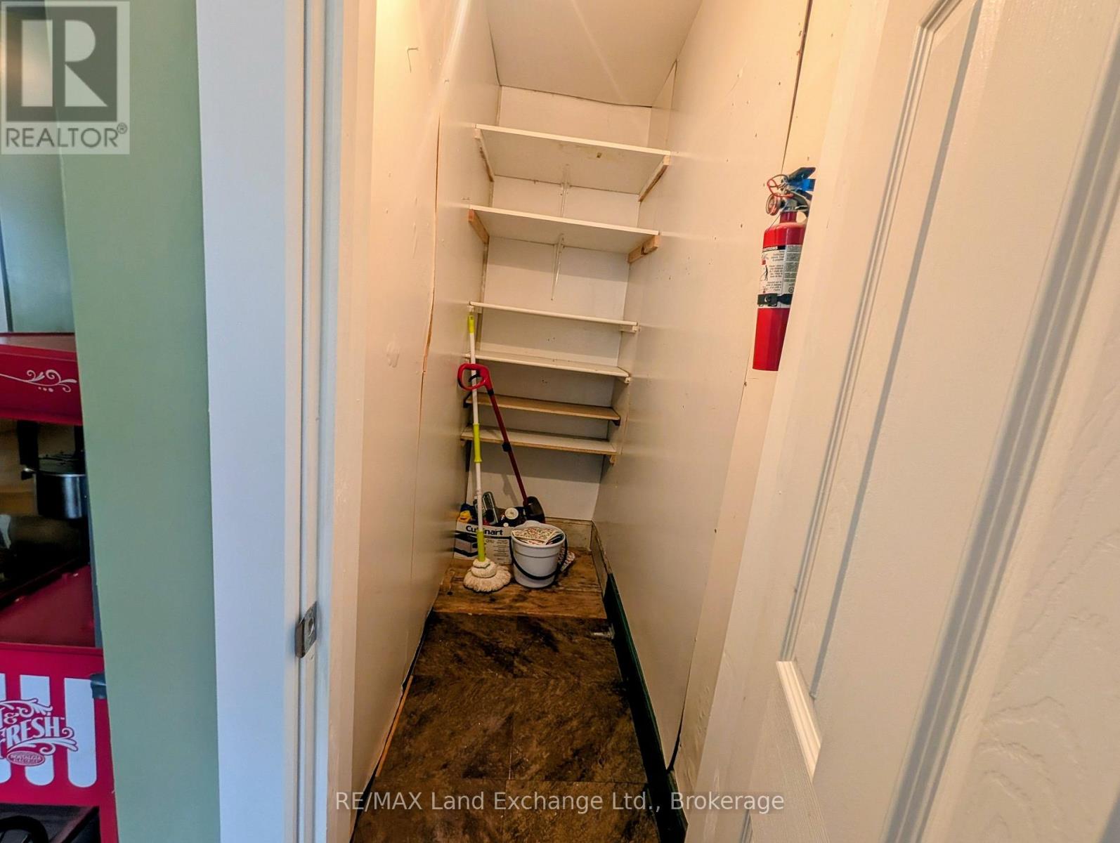 10 Mary Street, Brockton, Ontario  N0G 2V0 - Photo 8 - X13727218