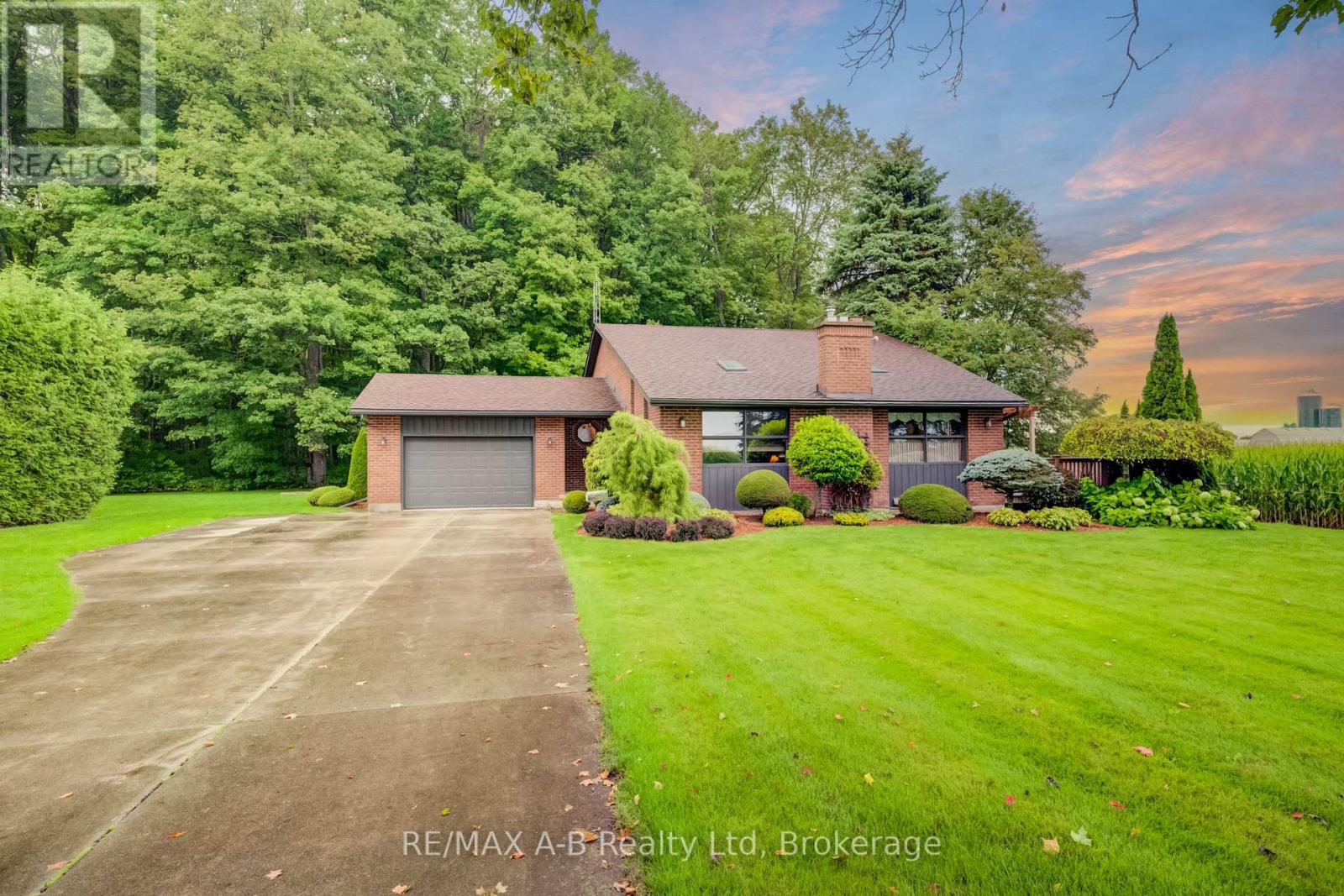924951 Cassel Side Road, East Zorra-Tavistock, Ontario  N0B 2R0 - Photo 1 - X13727266
