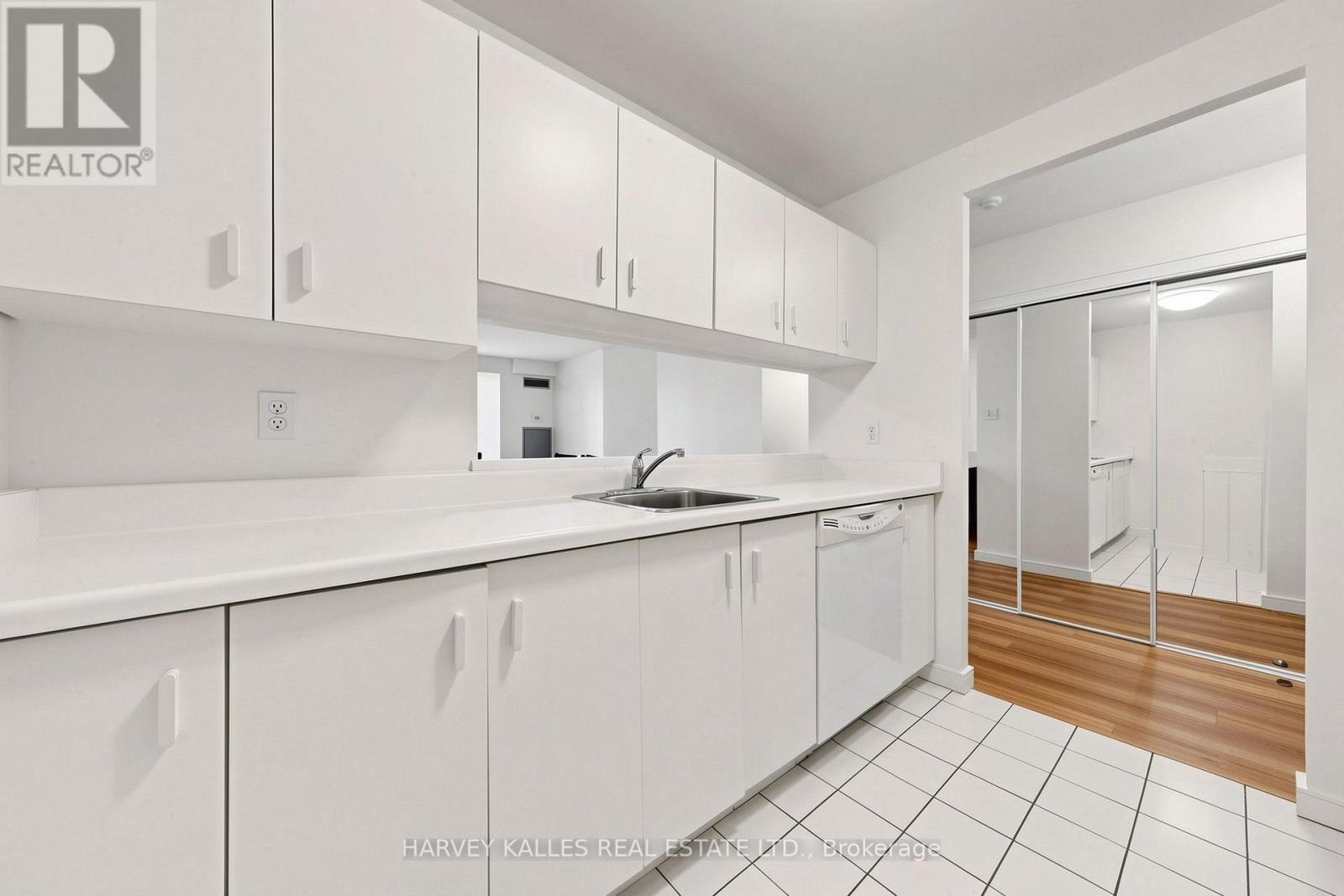408 - 1055 Bay Street, Toronto, Ontario  M5S 3A3 - Photo 19 - C13727180