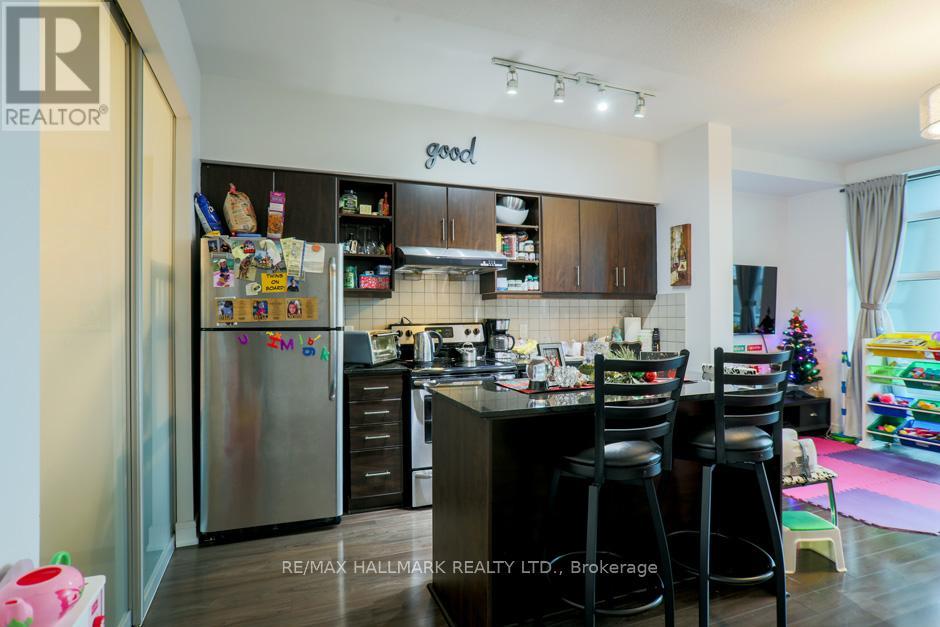 214 - 35 Brian Peck Crescent, Toronto, Ontario  M4G 0A5 - Photo 5 - C13727228