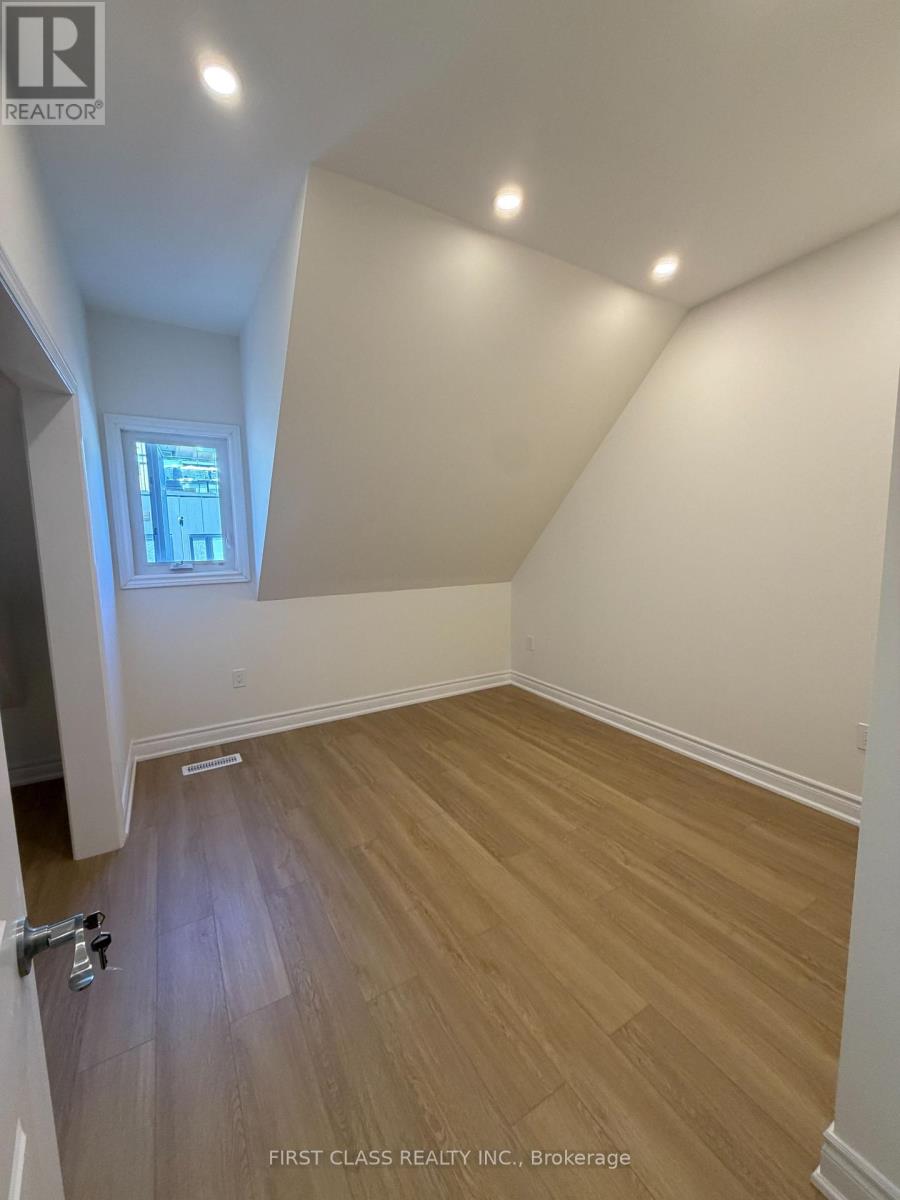 201 - 356 Huron Street, Toronto, Ontario  M5S 2G3 - Photo 12 - C13727248
