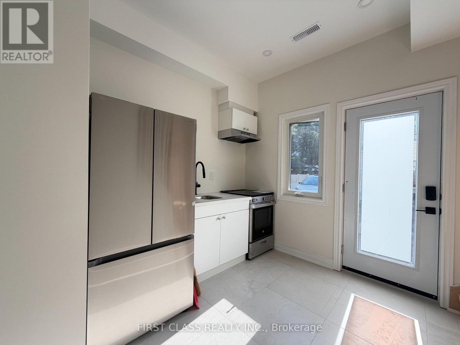 201 - 356 Huron Street, Toronto, Ontario  M5S 2G3 - Photo 5 - C13727248