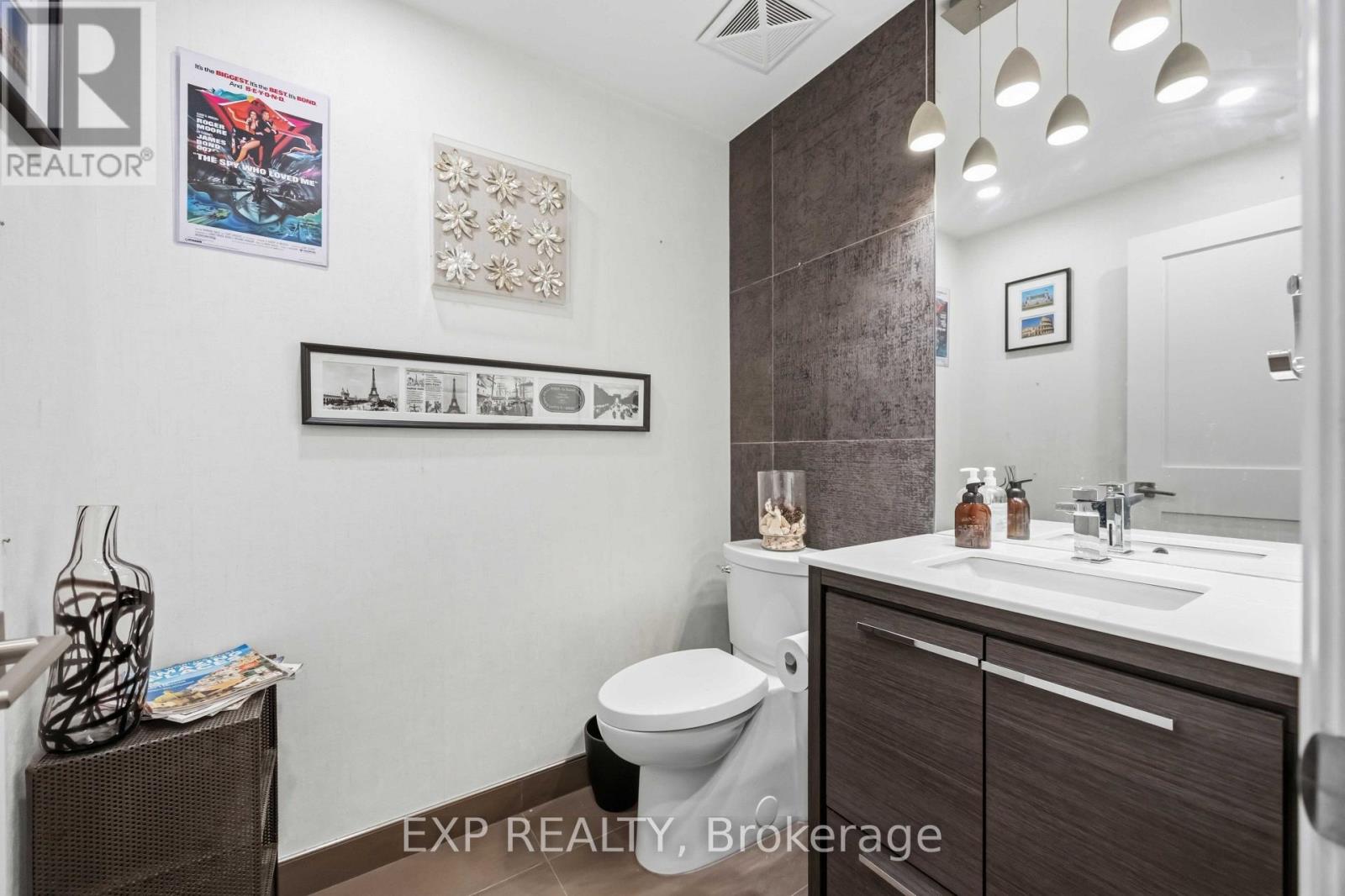Th106 - 160 Vanderhoof Avenue, Toronto, Ontario  M4G 0B7 - Photo 9 - C13727256