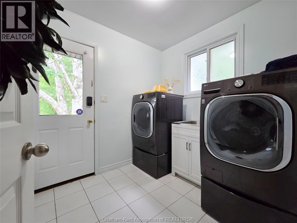 615 Lacroix Street, Chatham, Ontario  N7M 5X7 - Photo 23 - 26014853