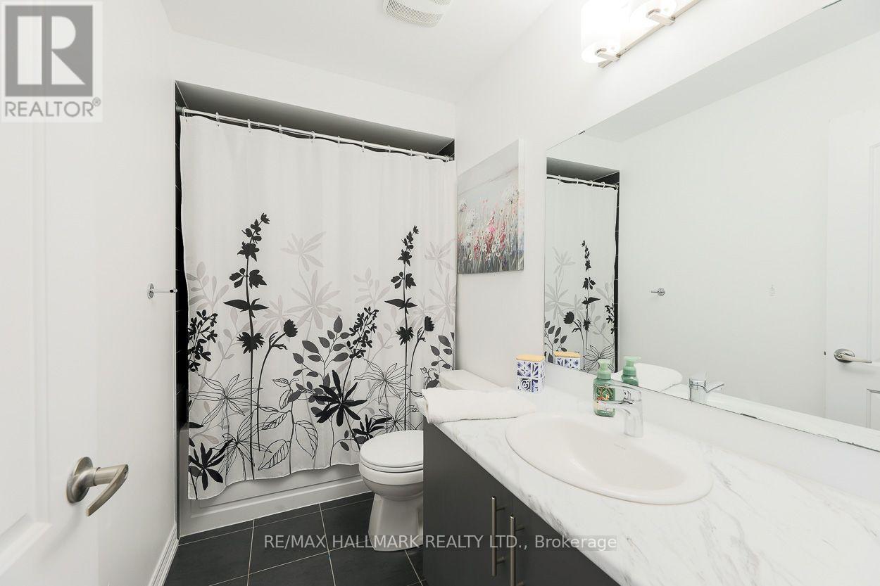 1090 Lockie Drive, Oshawa, Ontario  L1L 0R9 - Photo 15 - E13727224