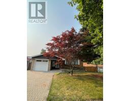 29 SUMMERGLADE DRIVE, Toronto, Ontario