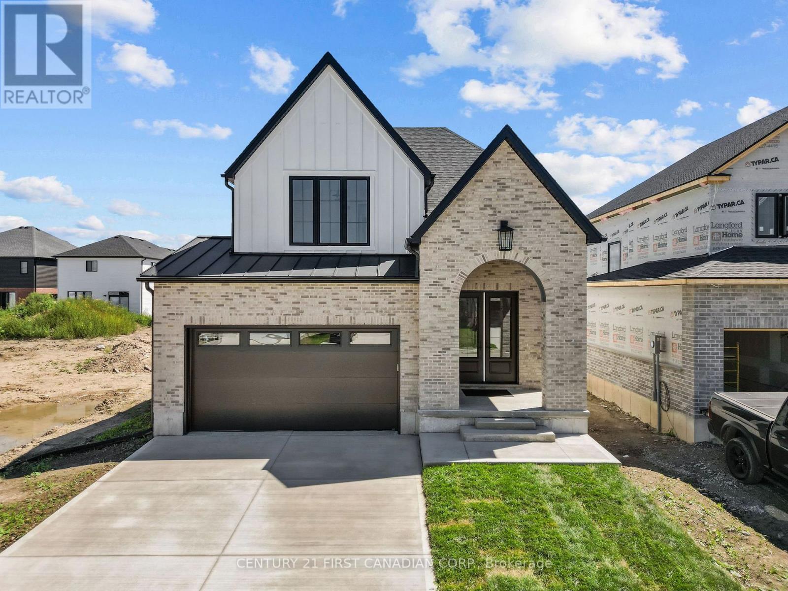 24 SHELDABREN STREET, North Middlesex, Ontario