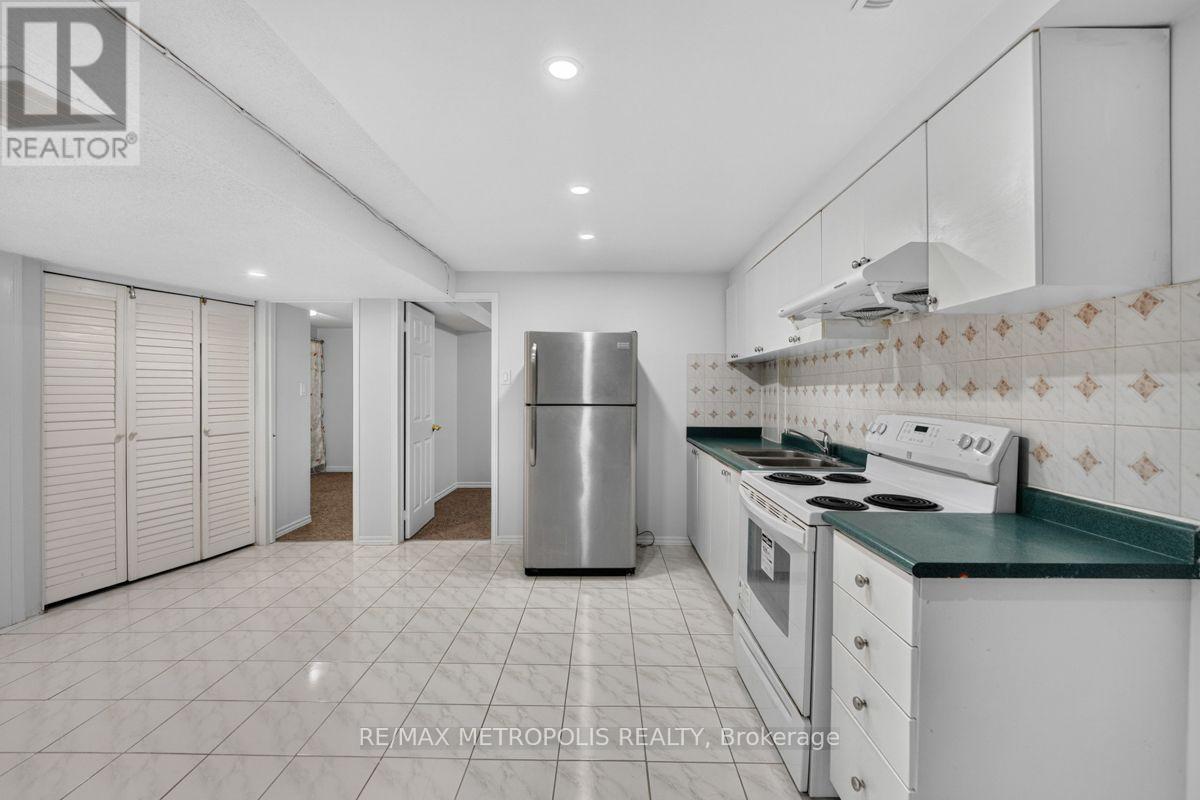 Bsmt - 32 Summerlea Street, Markham, Ontario  L3S 4H7 - Photo 11 - N13727294