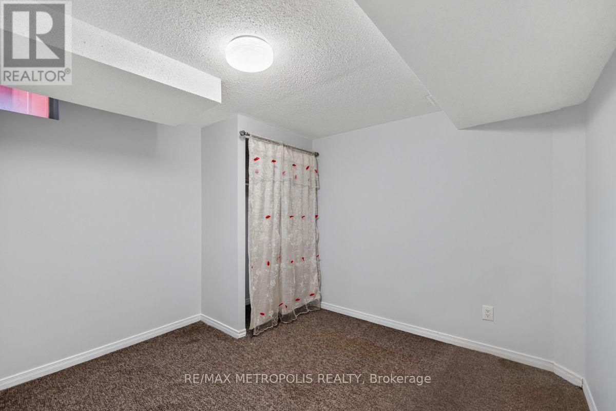 Bsmt - 32 Summerlea Street, Markham, Ontario  L3S 4H7 - Photo 15 - N13727294