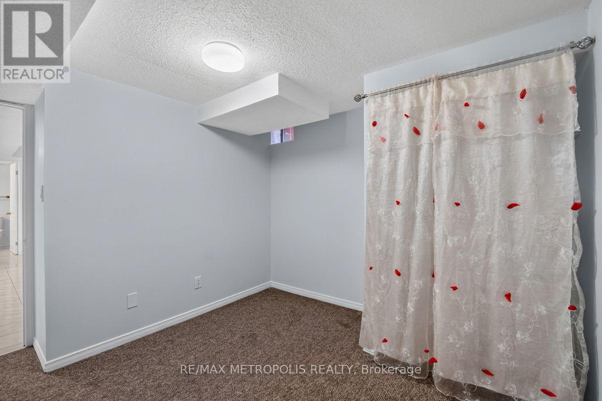 Bsmt - 32 Summerlea Street, Markham, Ontario  L3S 4H7 - Photo 16 - N13727294