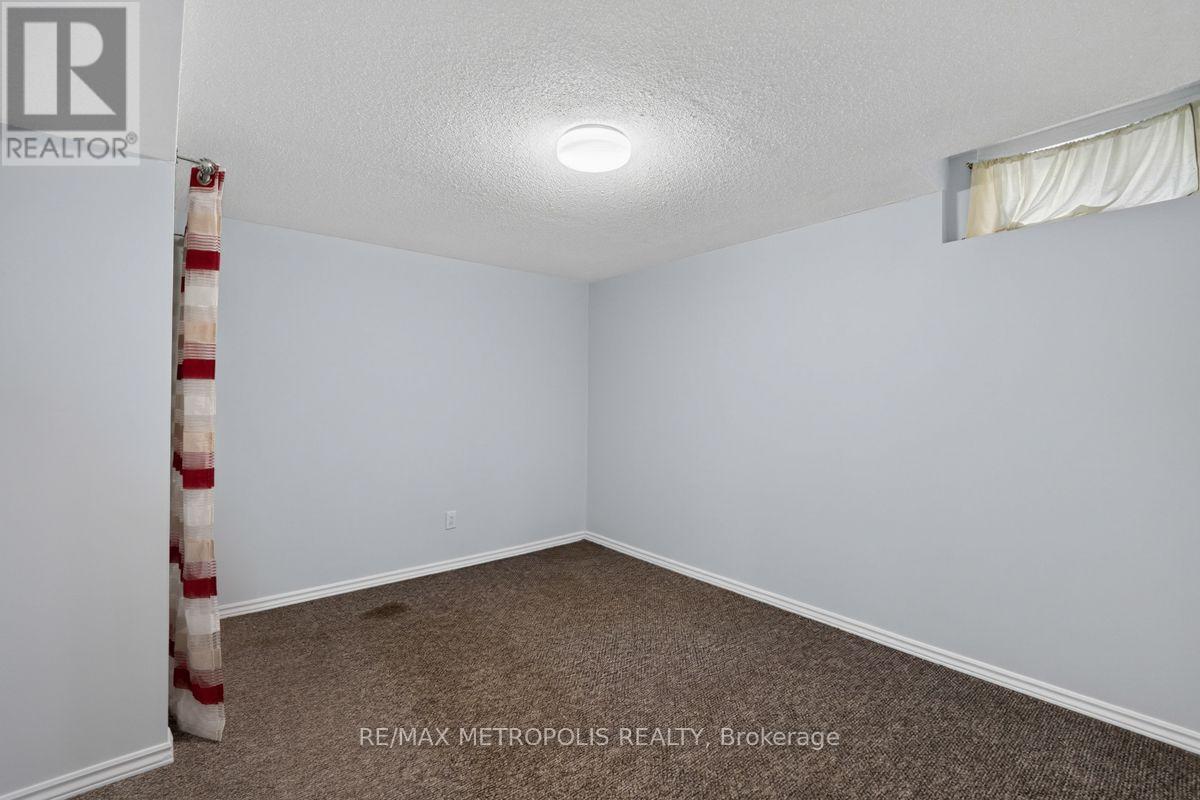 Bsmt - 32 Summerlea Street, Markham, Ontario  L3S 4H7 - Photo 17 - N13727294
