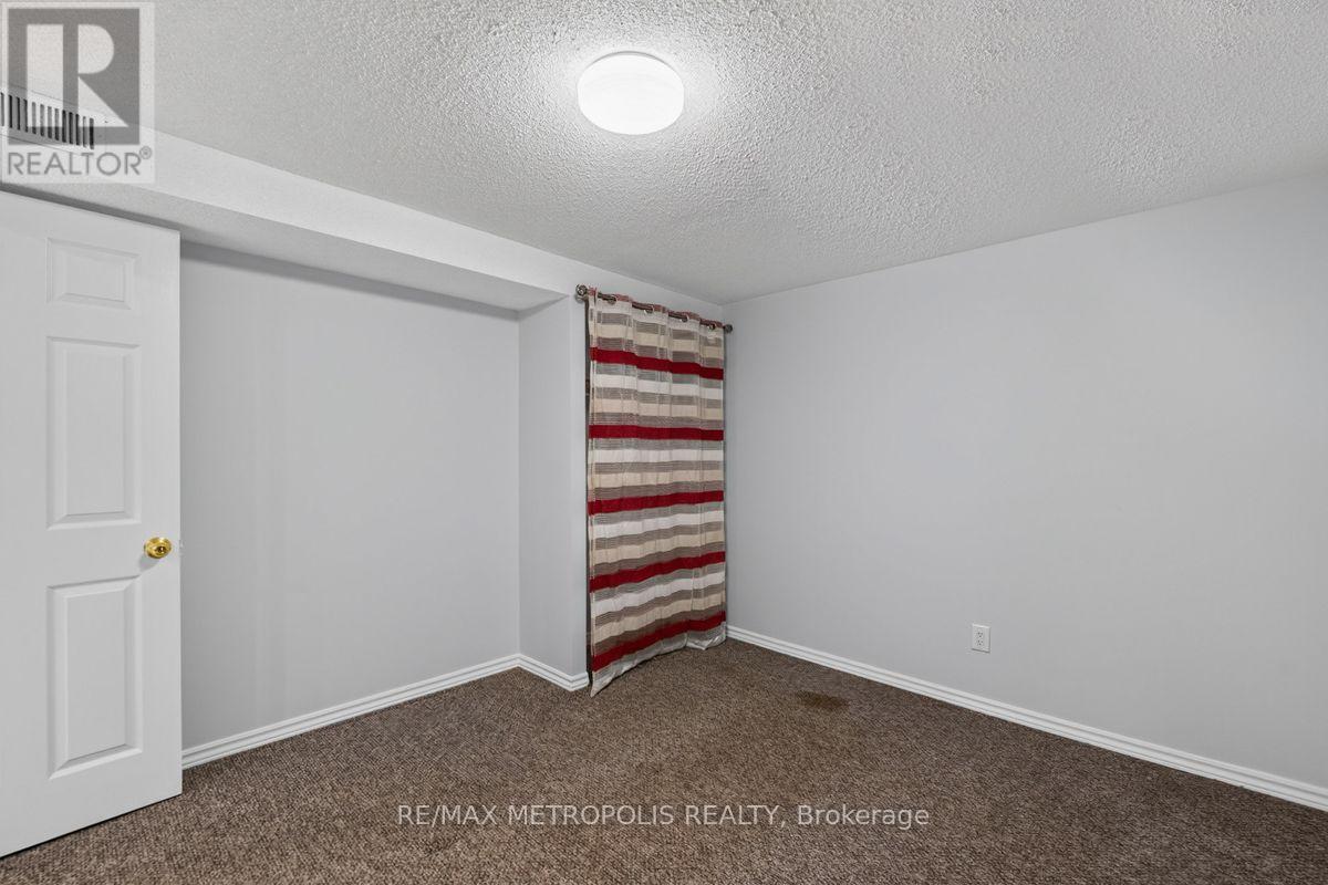 Bsmt - 32 Summerlea Street, Markham, Ontario  L3S 4H7 - Photo 18 - N13727294