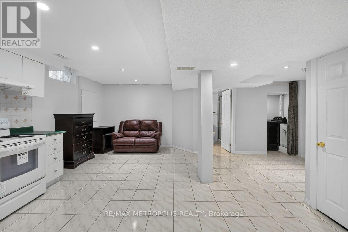 Bsmt - 32 Summerlea Street, Markham, Ontario  L3S 4H7 - Photo 19 - N13727294