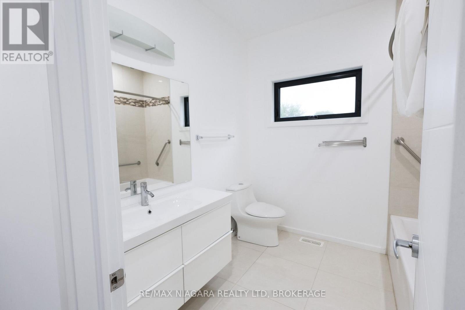 72 First Street, Welland, Ontario  L3B 4R9 - Photo 32 - X13727222