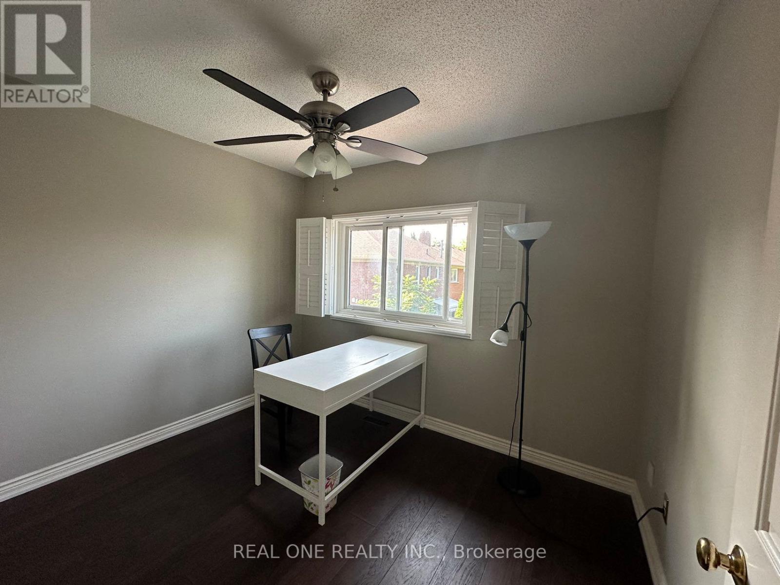 3944 Glamis Court, Mississauga, Ontario  L5L 3N5 - Photo 13 - W13727128