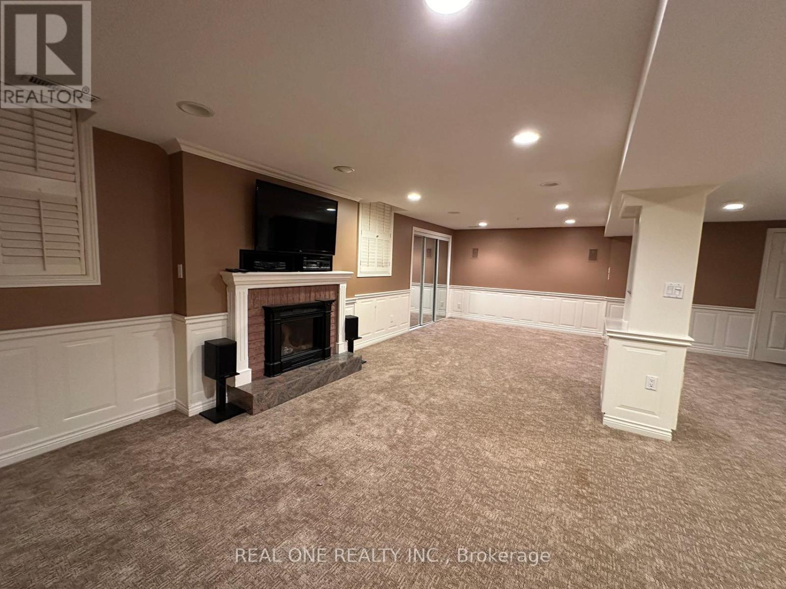 3944 Glamis Court, Mississauga, Ontario  L5L 3N5 - Photo 19 - W13727128