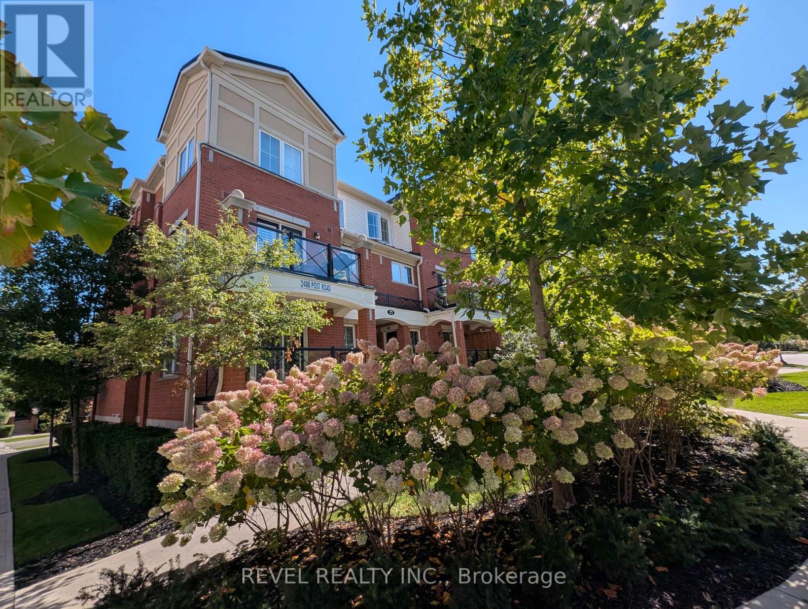 8 - 2488 POST ROAD