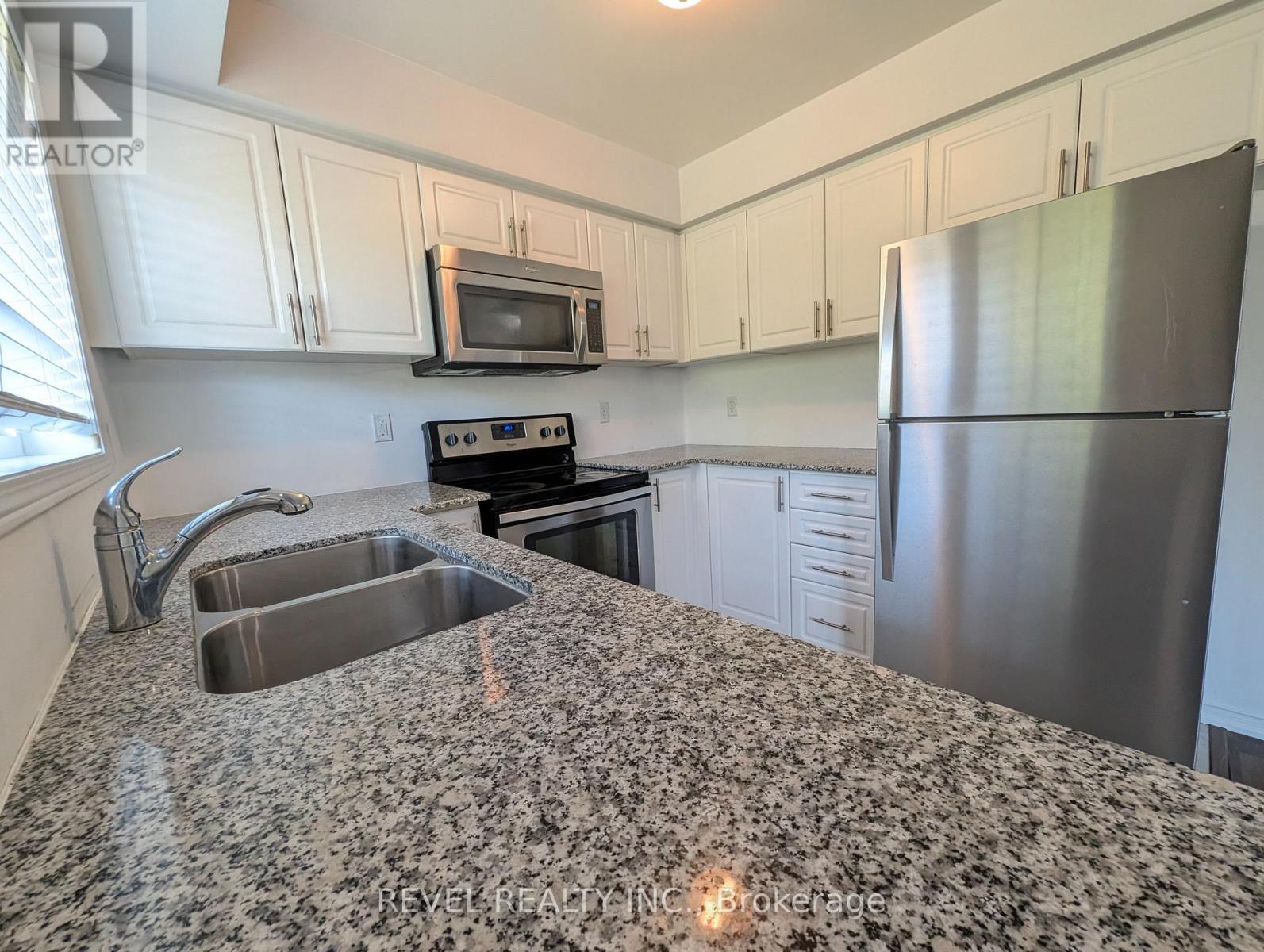 8 - 2488 Post Road, Oakville, Ontario  L6H 0G6 - Photo 4 - W13727172