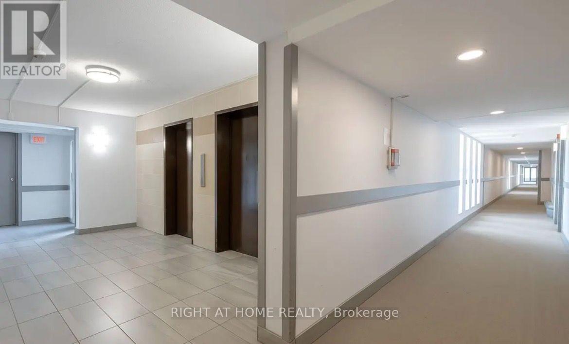 503 - 4689 Jane Street, Toronto, Ontario  M3N 2T6 - Photo 3 - W13727182