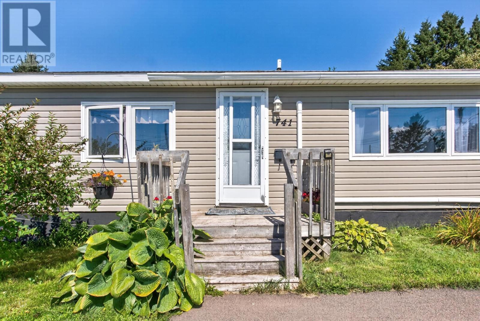741 Starling Street, Summerside, Prince Edward Island  C1N 5A2 - Photo 7 - 202621967