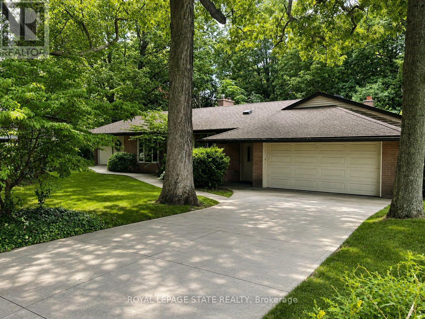 44 Colquhoun Crescent, Hamilton, Ontario  L9C 4W8 - Photo 4 - X13727200