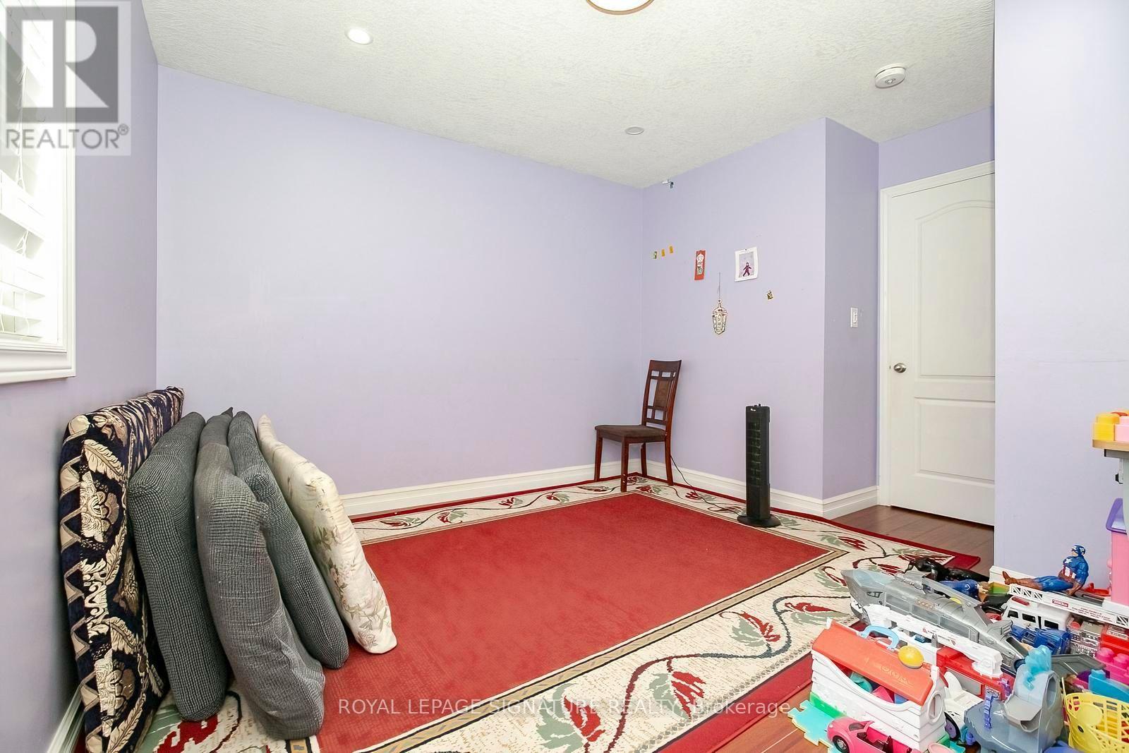 107 Glencliffe Court, Kitchener, Ontario  N2B 3X1 - Photo 26 - X13727208