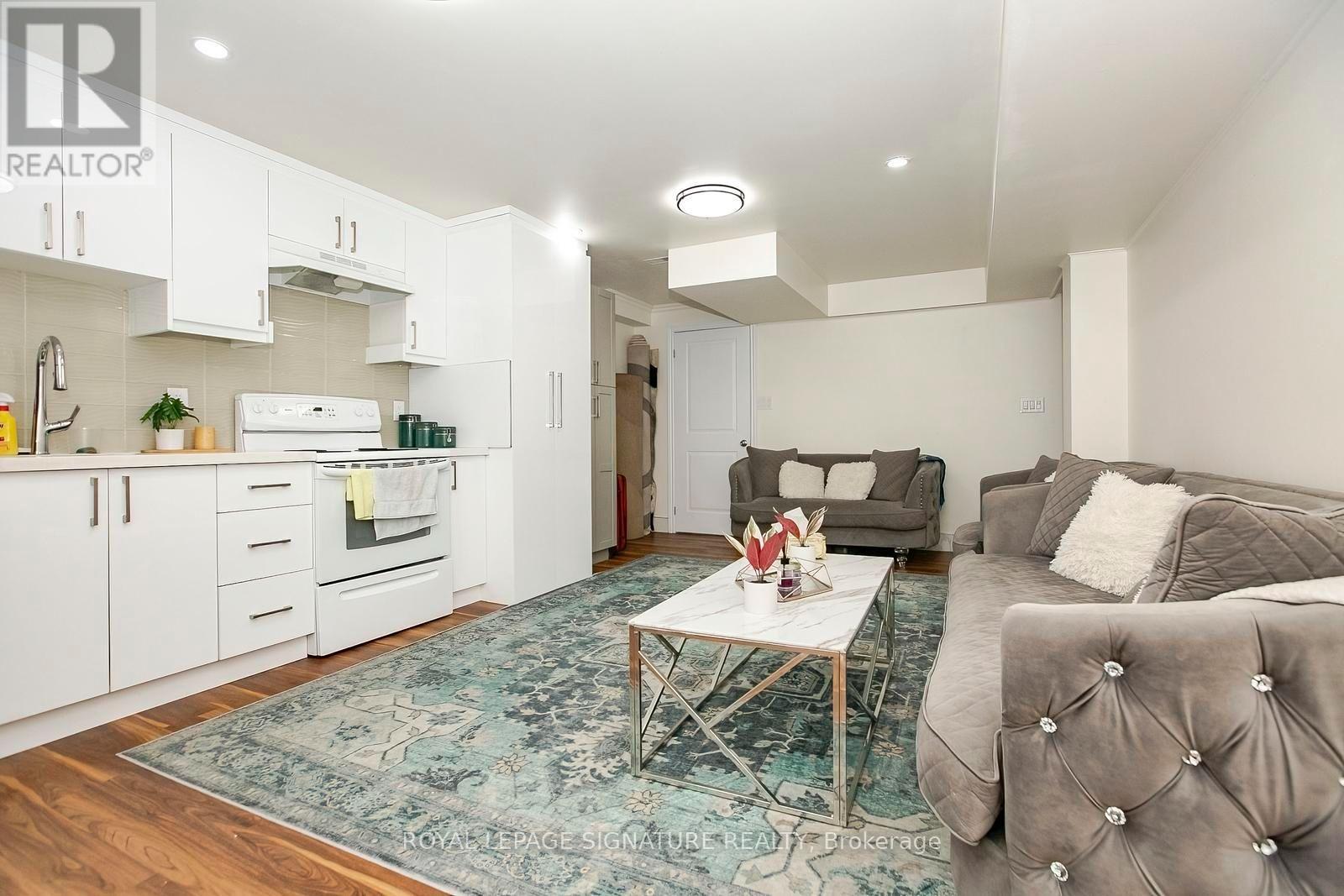 107 Glencliffe Court, Kitchener, Ontario  N2B 3X1 - Photo 37 - X13727208
