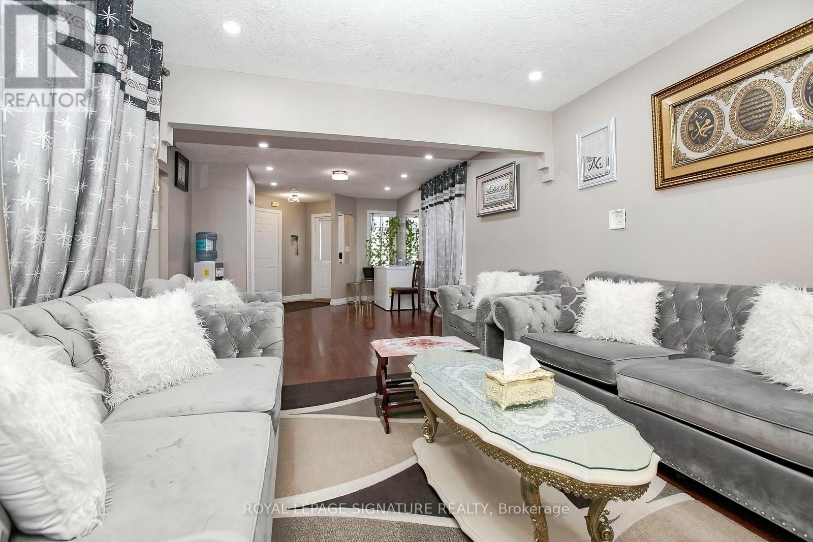 107 Glencliffe Court, Kitchener, Ontario  N2B 3X1 - Photo 6 - X13727208