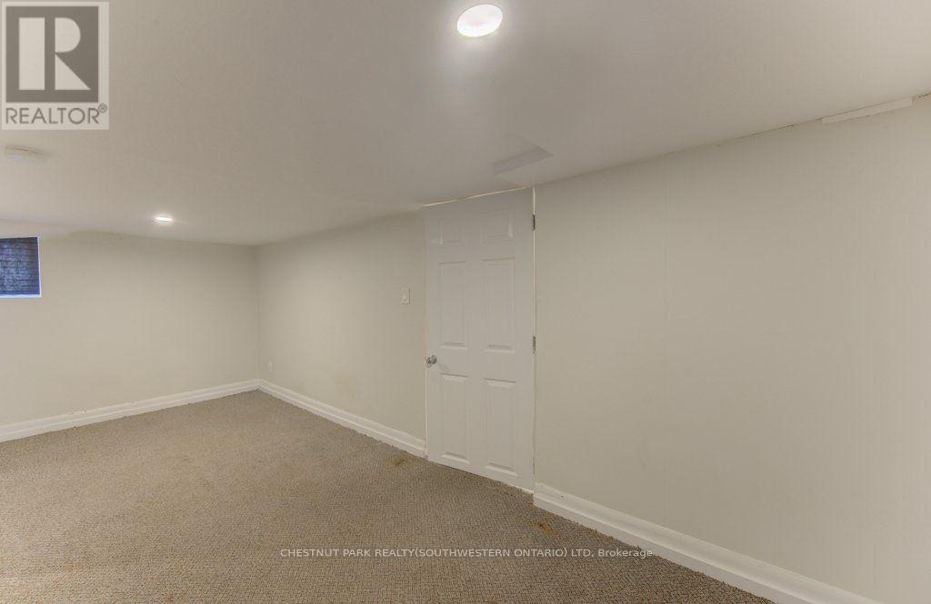 10 Marshall Street, Waterloo, Ontario  N2J 2T2 - Photo 23 - X13142376