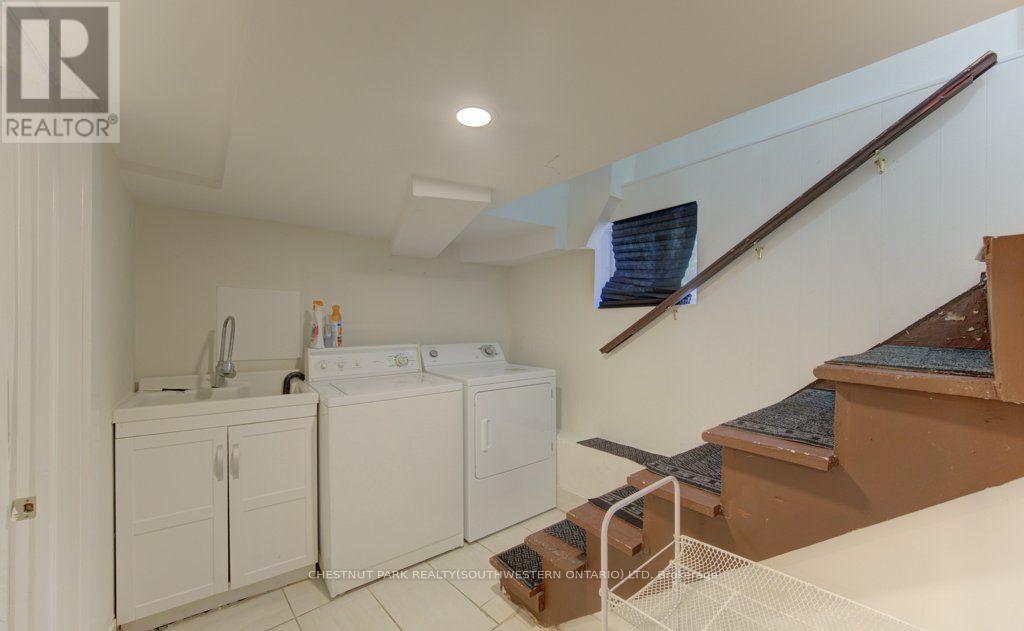 10 Marshall Street, Waterloo, Ontario  N2J 2T2 - Photo 20 - X13142376
