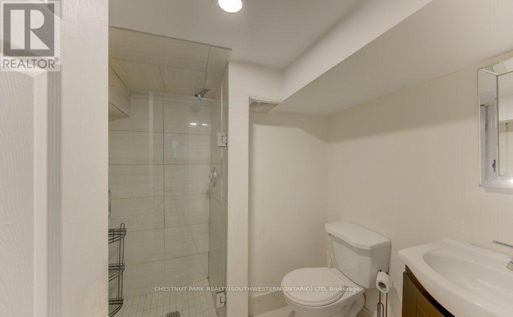 10 Marshall Street, Waterloo, Ontario  N2J 2T2 - Photo 19 - X13142376