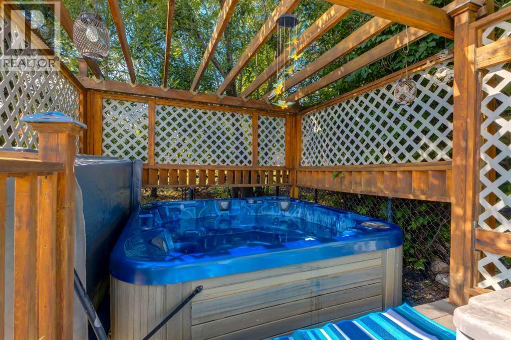 142 Springbank Crescent SW, Calgary, Alberta  T3H 3S6 - Photo 44 - A2337350