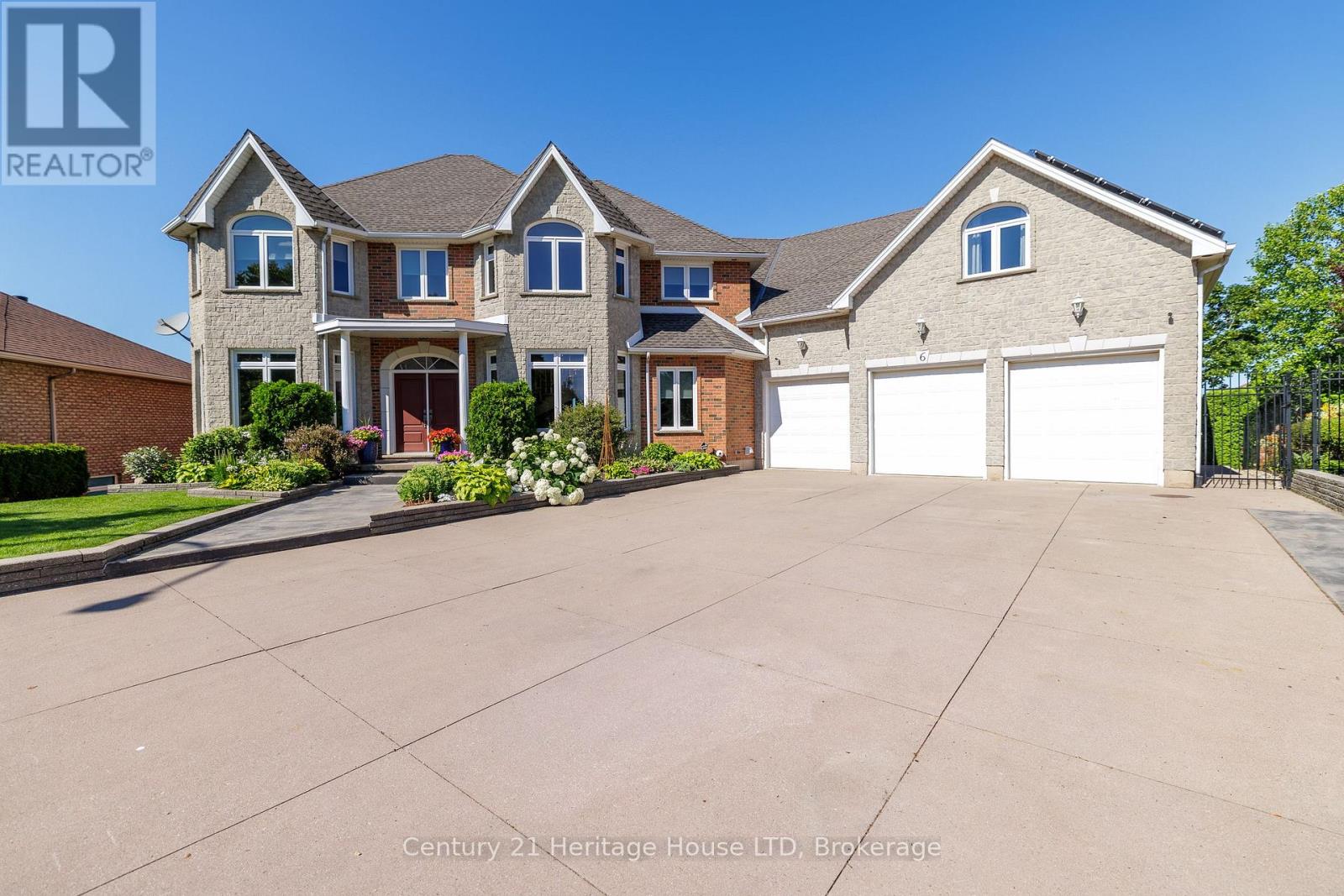 6 Jacob's Landing, Grimsby, Ontario  L3M 5G7 - Photo 4 - X13544166