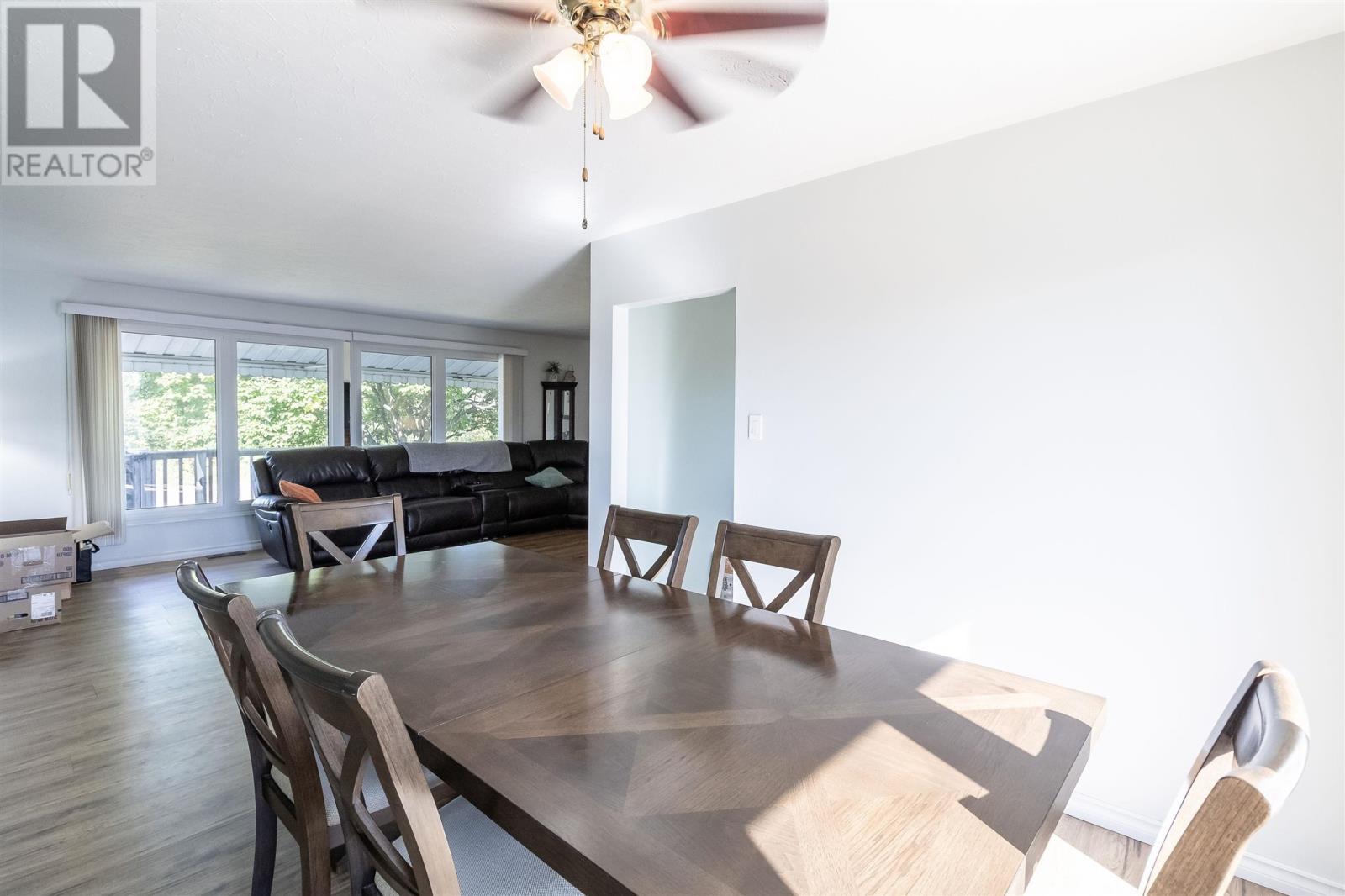 636 Cooper St, Sault Ste. Marie, Ontario P6C 4W2 - Photo 7 - SM262376