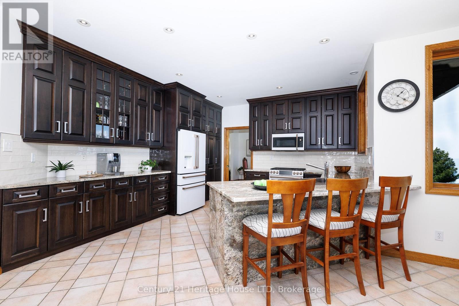 6 Jacob's Landing, Grimsby, Ontario  L3M 5G7 - Photo 9 - X13544166