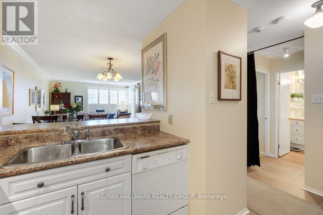 1006 - 545 St Laurent Boulevard, Ottawa, Ontario  K1K 4H9 - Photo 12 - X13727366