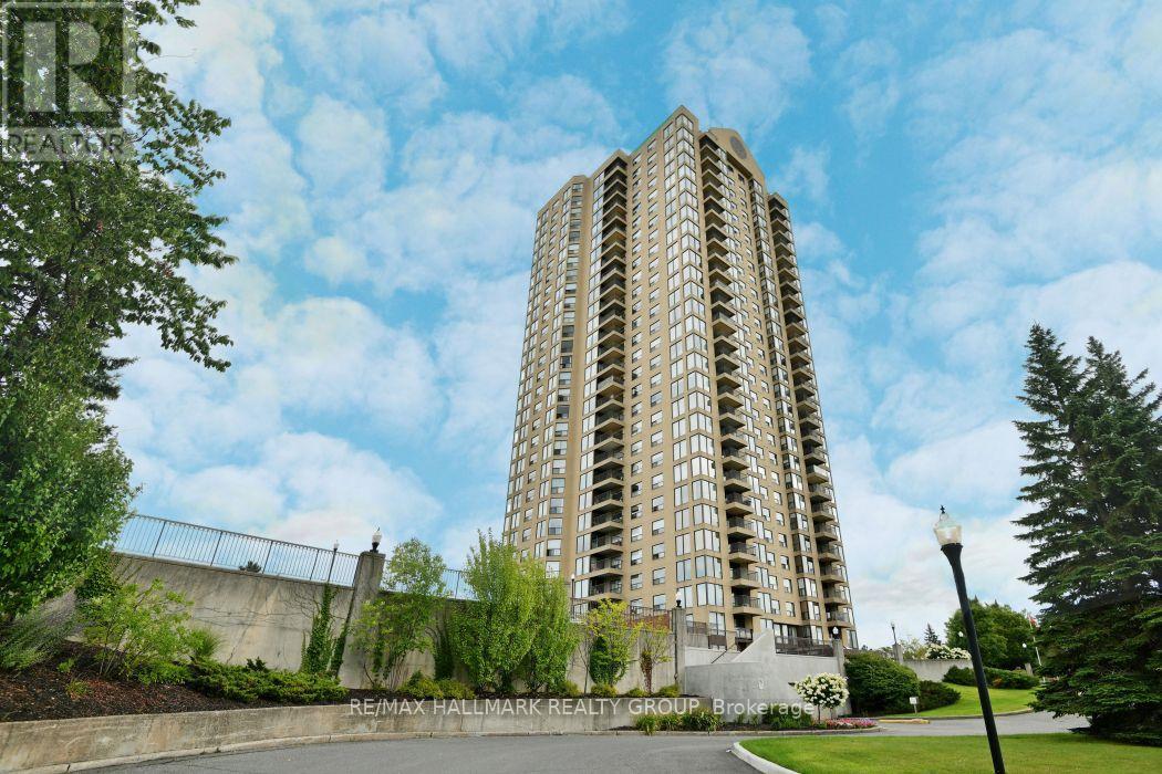 1006 - 545 St Laurent Boulevard, Ottawa, Ontario  K1K 4H9 - Photo 2 - X13727366