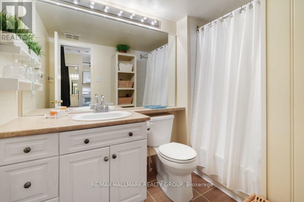 1006 - 545 St Laurent Boulevard, Ottawa, Ontario  K1K 4H9 - Photo 7 - X13727366