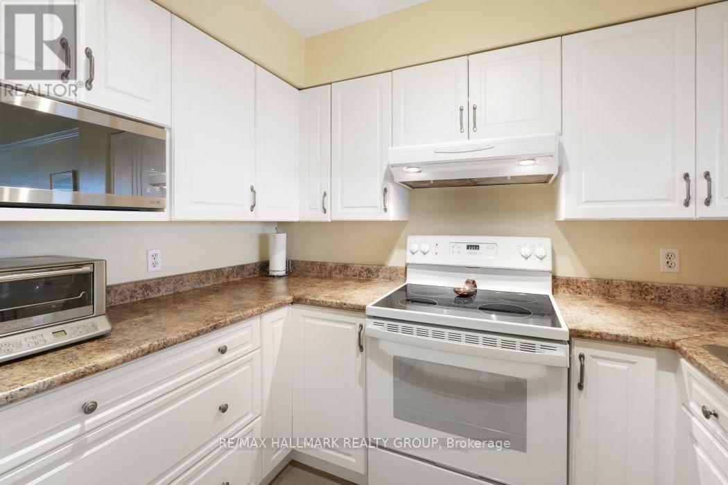 1006 - 545 St Laurent Boulevard, Ottawa, Ontario  K1K 4H9 - Photo 9 - X13727366
