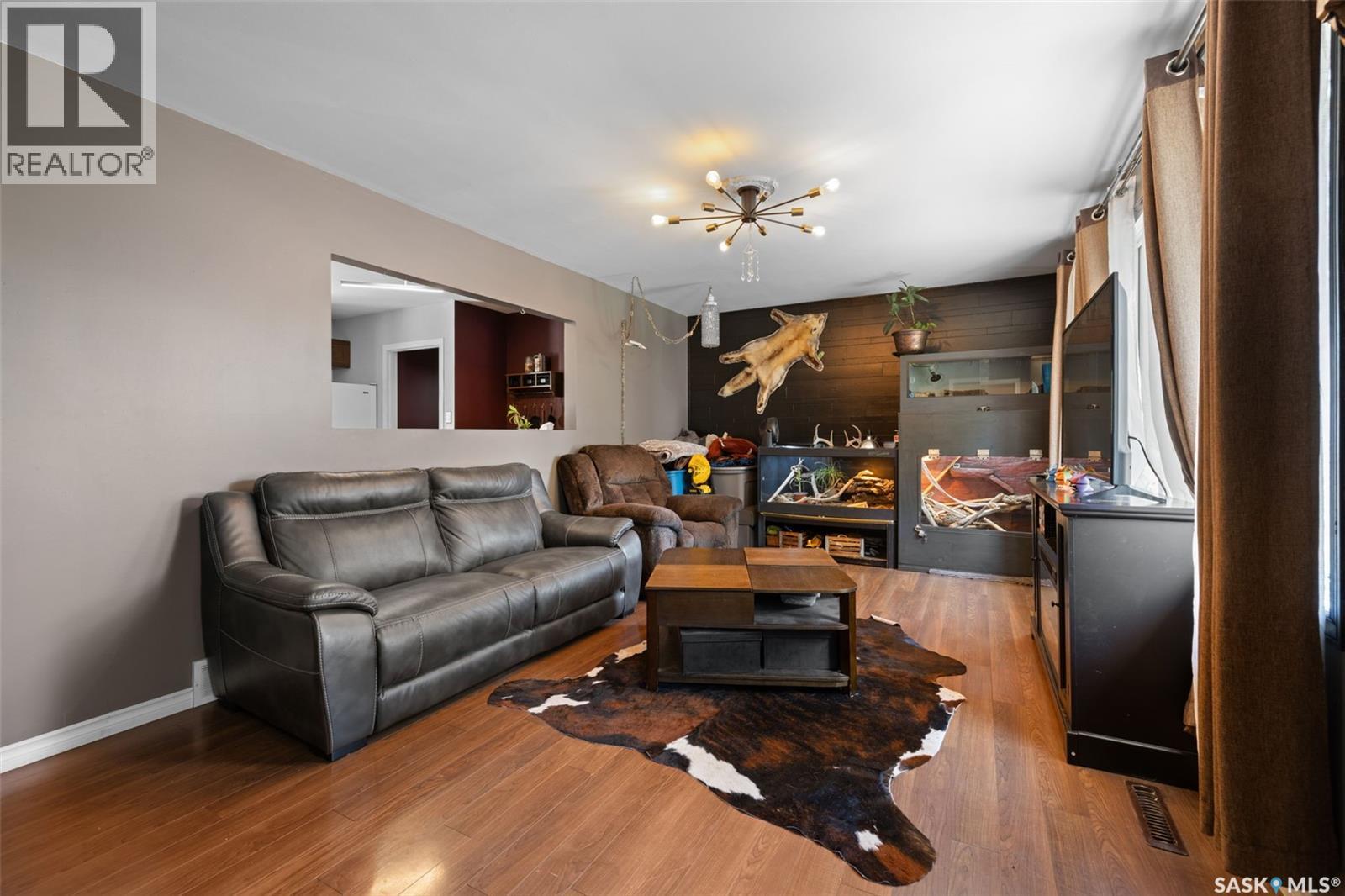 520 Montague Street, Regina, Saskatchewan  S4R 3W5 - Photo 4 - SK047030