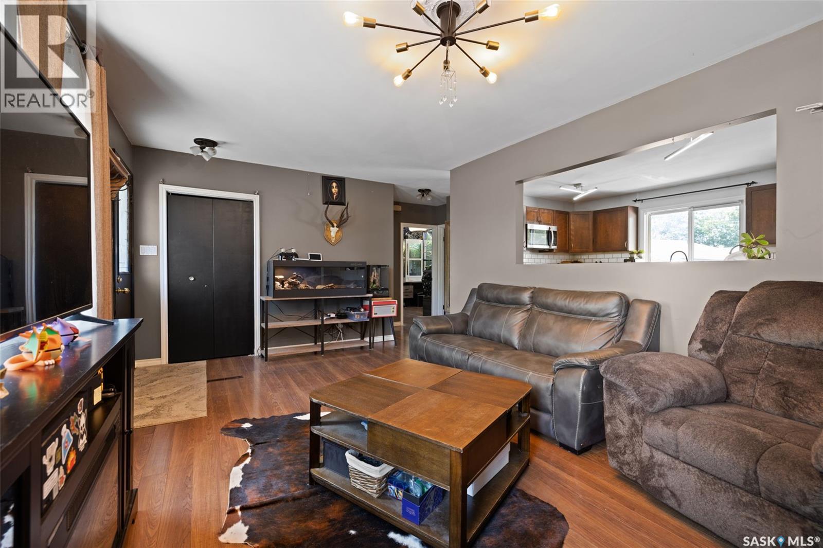 520 Montague Street, Regina, Saskatchewan  S4R 3W5 - Photo 6 - SK047030