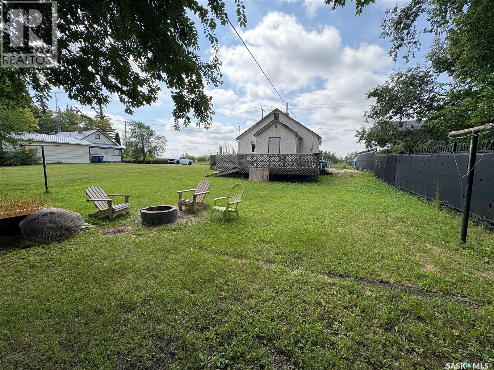 408 1st Avenue, Spy Hill, Saskatchewan  S0A 3W0 - Photo 2 - SK046678