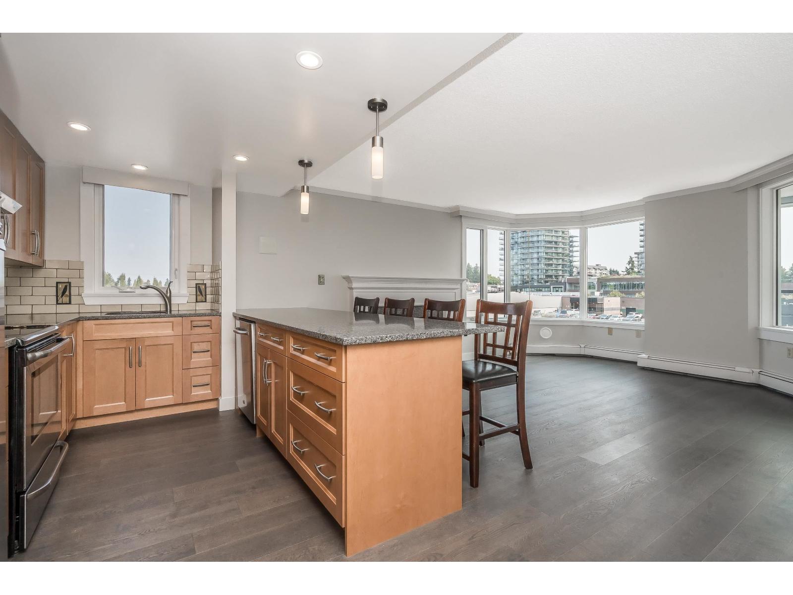 412 15111 Russell Avenue, White Rock, British Columbia  V4B 2P4 - Photo 6 - R3159597