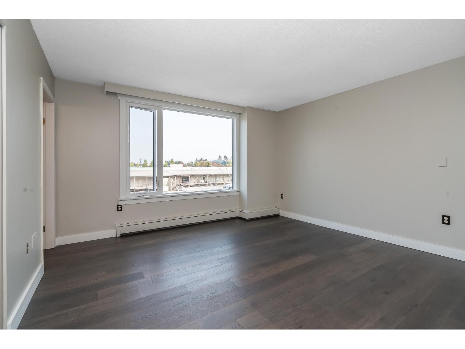 412 15111 Russell Avenue, White Rock, British Columbia  V4B 2P4 - Photo 17 - R3159597