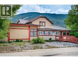 12145 21Ave, Blairmore, Alberta