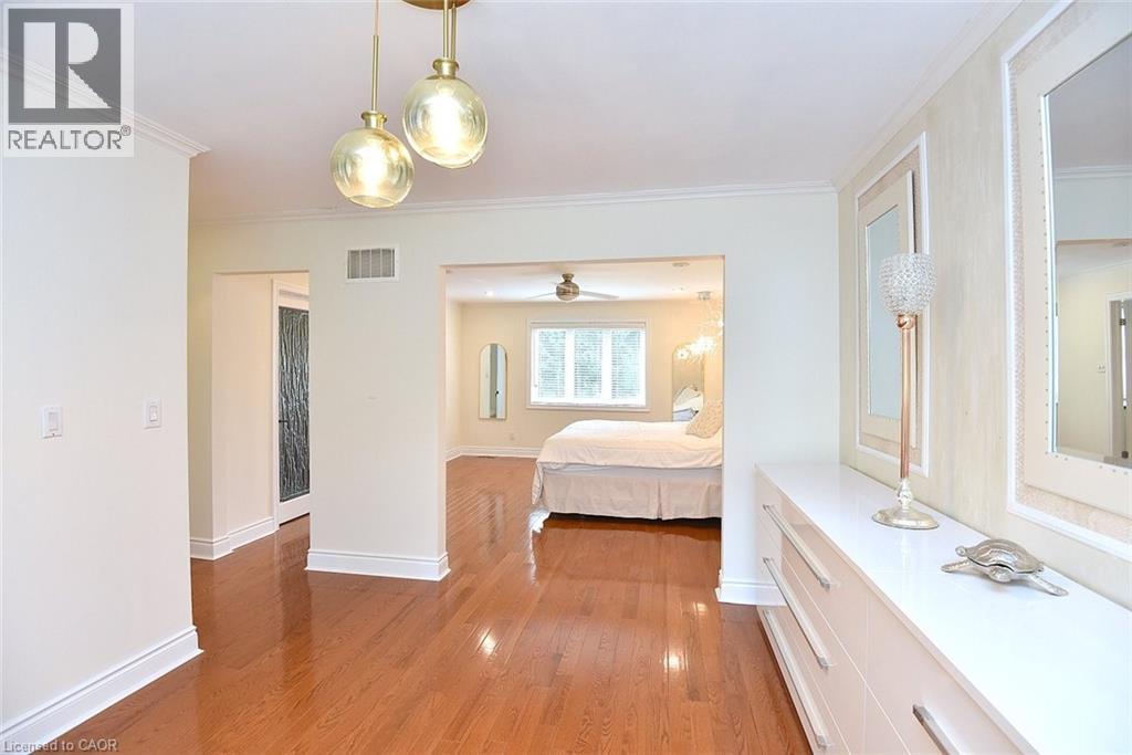 4299 Lakeshore Road, Burlington, Ontario  L7L 1A7 - Photo 21 - 40845190