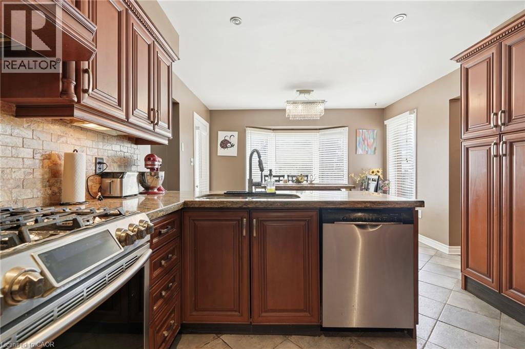 55 Woodside Square, Pelham, Ontario  L0S 1E4 - Photo 13 - 40849276