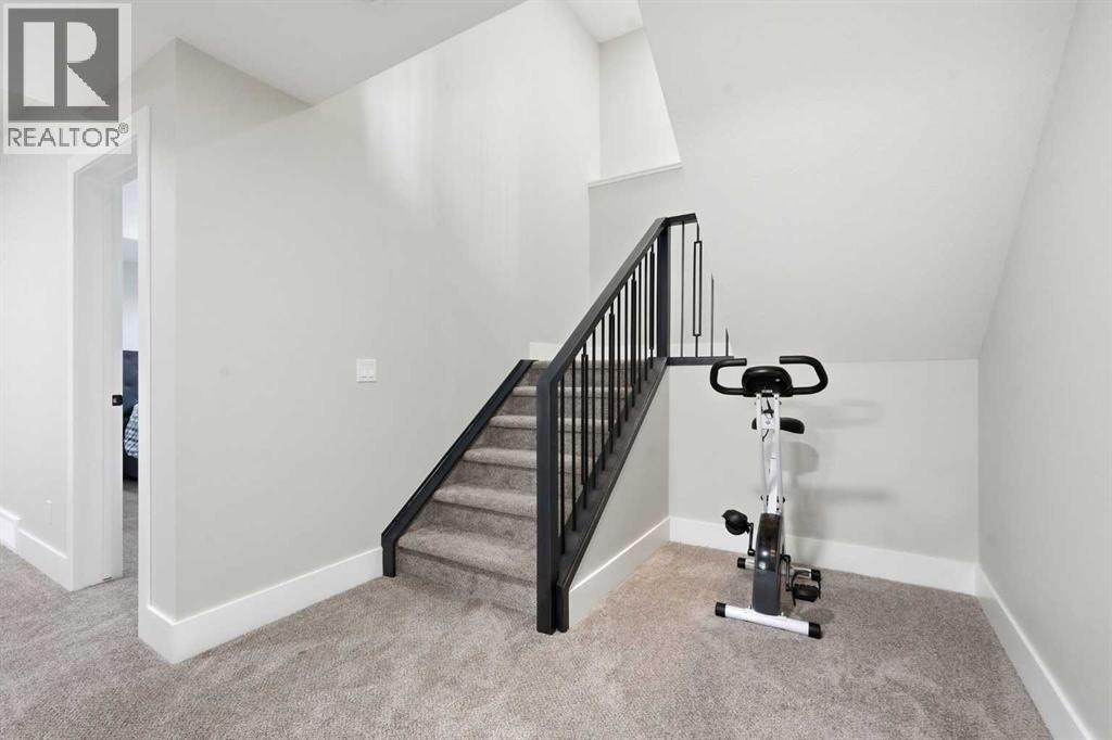74 Alpine Gardens Sw, Calgary, Alberta  T2Y 0W3 - Photo 38 - A2333769