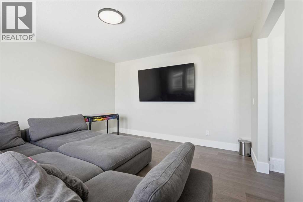 74 Alpine Gardens Sw, Calgary, Alberta  T2Y 0W3 - Photo 24 - A2333769